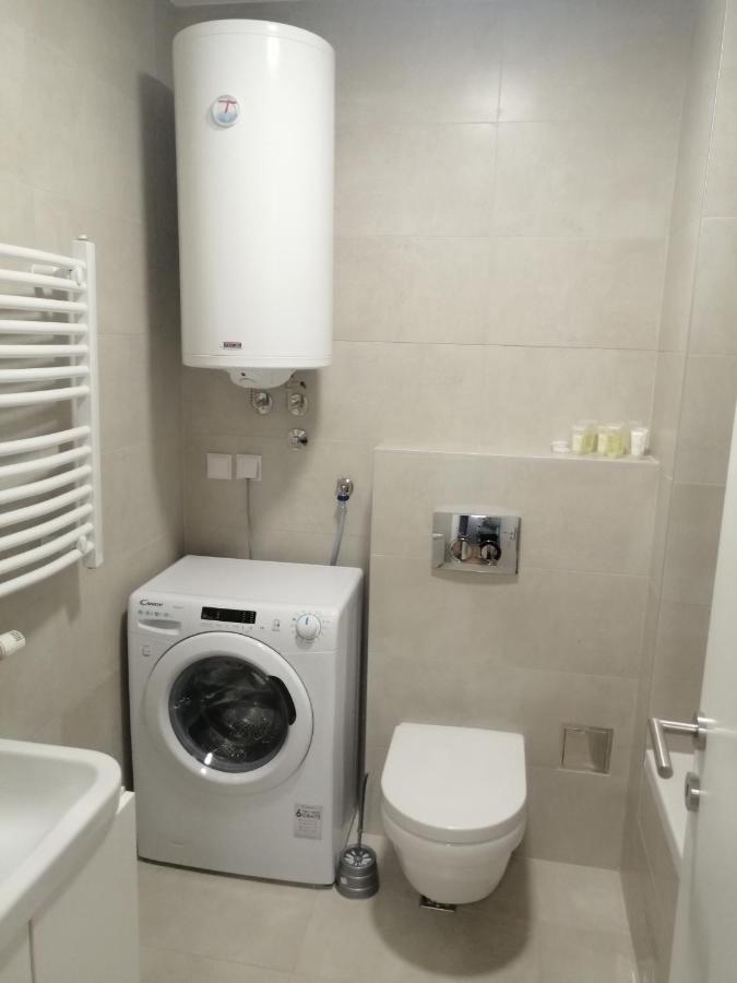 Fit Apartman Belgrade Exterior photo